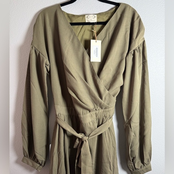 Joyfolie Malin Dress in Sage Green Long Sleeve Maxi 
Size XL - Picture 5 of 10